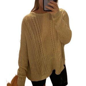 🌹4/16🌹XXI Tan knit sweater